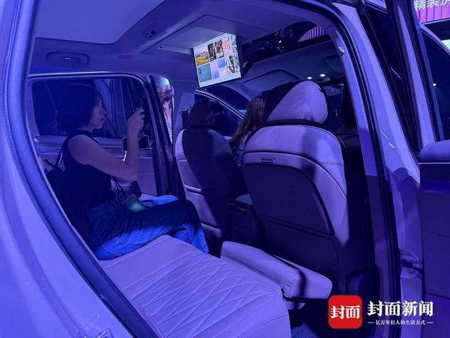 华为之后，字节也在深入汽车圈：荣威抢先落地豆包座舱助手