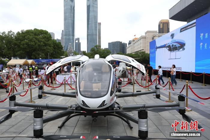 国庆科创集市点亮江西南昌 低空经济与智能穿戴产业蓄势腾飞